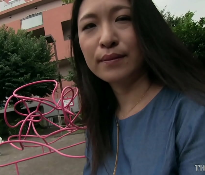 Japanese Girl Squirts While Two Guys Stick Toys Inside Her Tight Holes And Get Banged